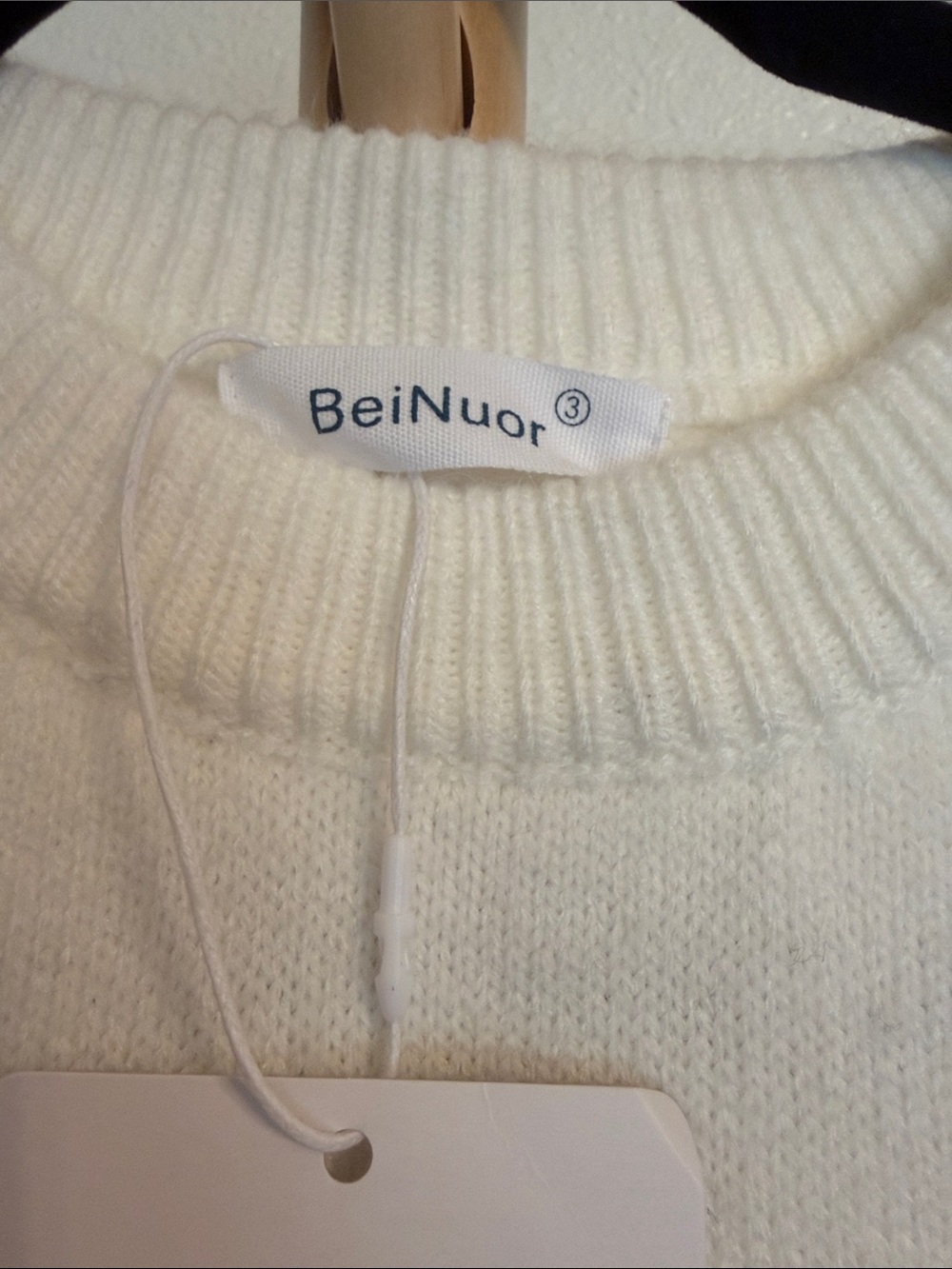 Japanese White Sweater with Black Cat Graphic - Picture 2 of 8